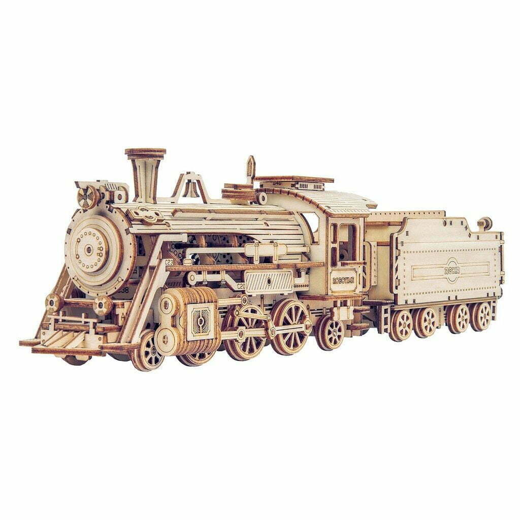 Une locomotive à vapeur rokr en bois de 1860 sur fond blanc.