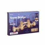 Ensemble de construction du Tower Bridge de Londres. Cette maquette en bois vous permet de construire un puzzle 3D de l'emblématique Tower Bridge de Londres.