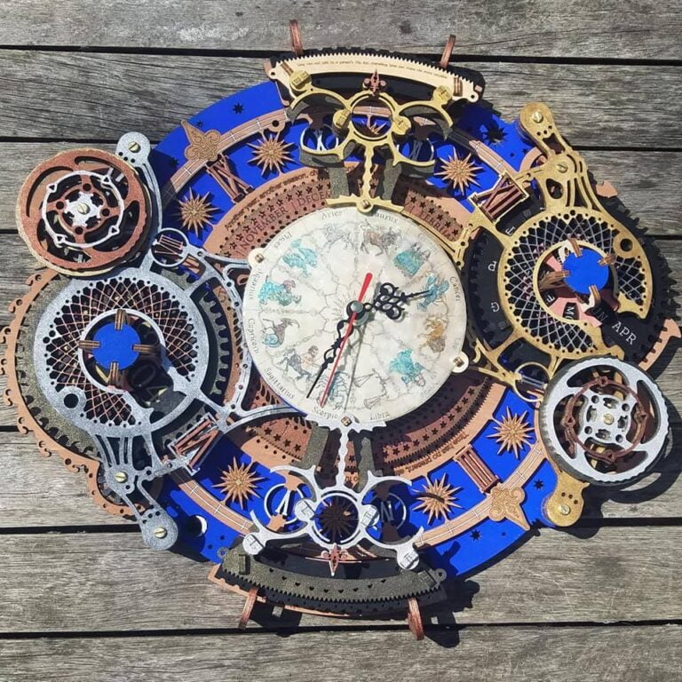 Guide d'assemblage des puzzles 3D en bois lazy Une maquette de puzzle 3D d'une horloge avec des engrenages complexes.