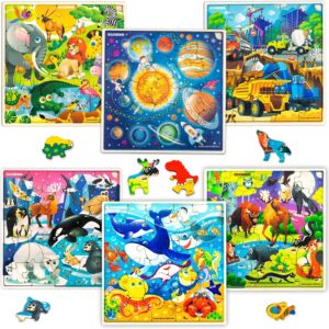 Un ensemble de puzzles pour enfants avec différents animaux.